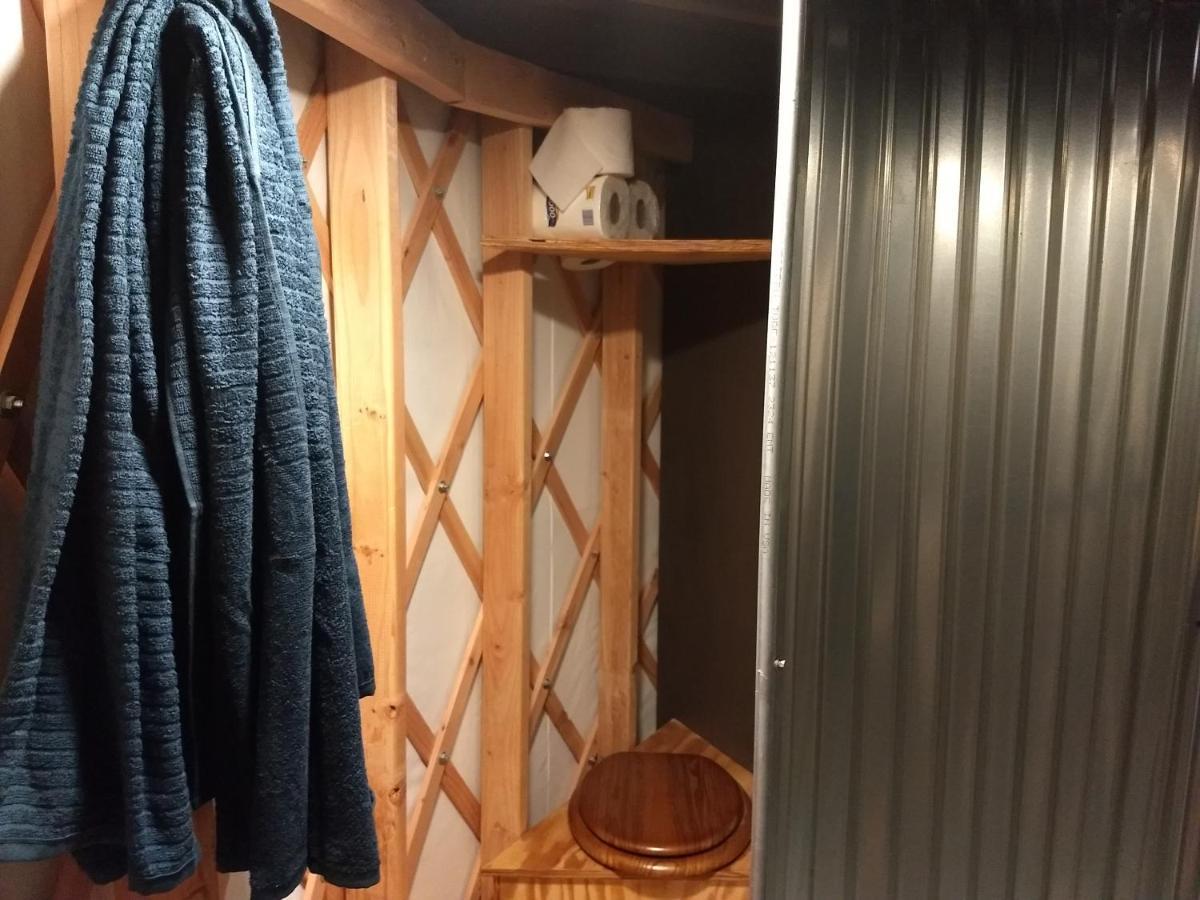 Livingston Manor Yurt Hotel Parksville Bagian luar foto